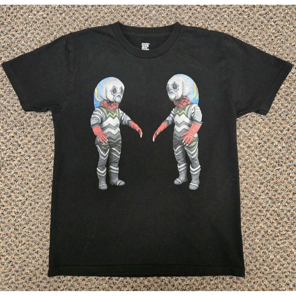 Graniph Ultraman Graphic T-Shirt – Black – Men’s Small